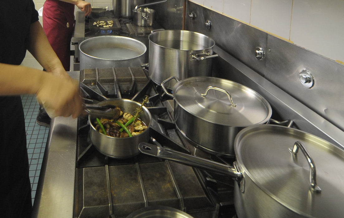 Ebm 18-8 Pro Chef IH Shallow Pot 22cm w/o Lid-Kiichin - The #1 Place for Japanese Goods in Your Hand!