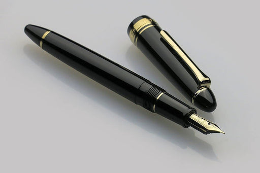 Sailor Fountain Pen Profit Casual Black Bold with Gold Trim 11-0570-620-Kiichin - The #1 Place for Japanese Goods in Your Hand!