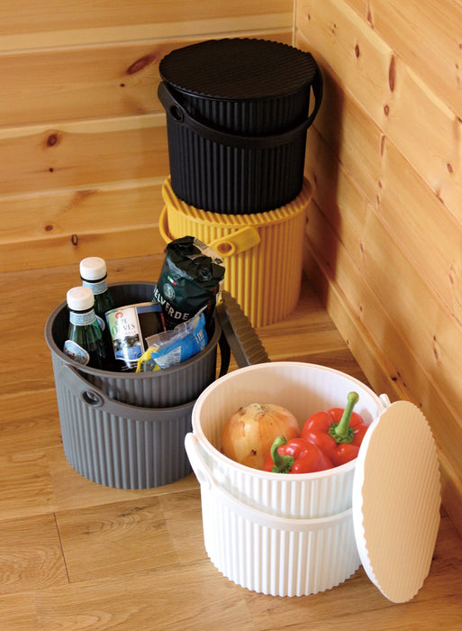 Sceltevie Japan Yawata Kasei Mini Bucket with Lid, 4L, Orange-Kiichin - The #1 Place for Japanese Goods in Your Hand!